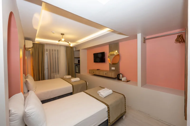 trible room